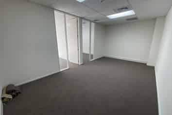 435SQM Modern High Stud Warehouse on Orbit Drive