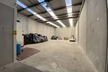 435SQM Modern High Stud Warehouse on Orbit Drive