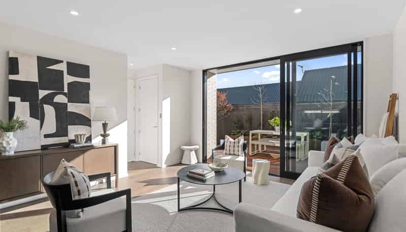 2 and 3/34 Gordon Avenue, Saint Albans