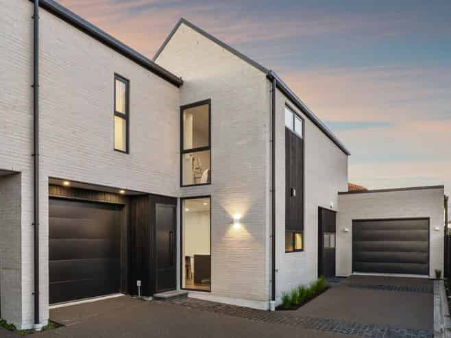 2 and 3/34 Gordon Avenue, Saint Albans