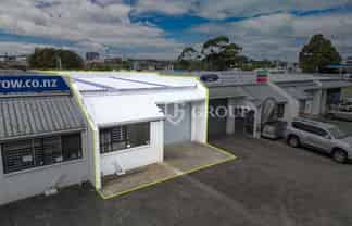 Refurbished 91m2 Wiri Unit