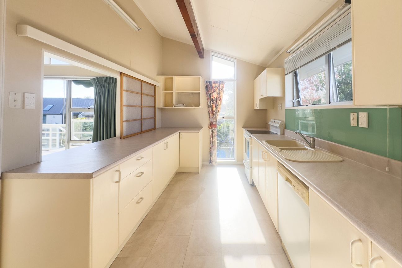 Family Living in Burnside High School Zone Ã¢ÂÂ UC Students Welcome – další