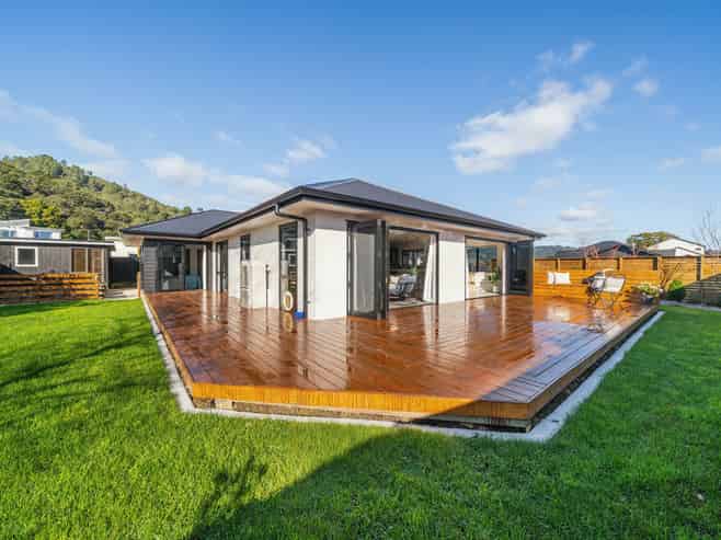 10 Hopkirk Avenue, Wallaceville