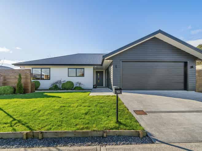 10 Hopkirk Avenue, Wallaceville