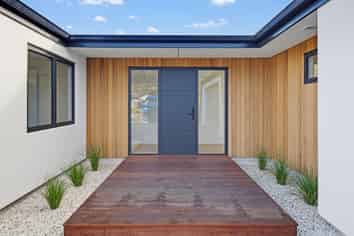 10 Paton Road, Hope