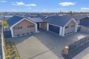 10 Paton Road, Hope