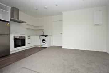 C/9 Victoria Street , Carterton