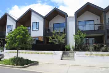 11/117 Buckley Avenue, Hobsonville