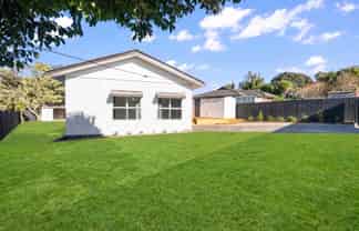 7 Damian Way, Weymouth