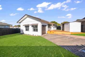 7 Damian Way, Weymouth