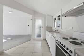 1/131 Vanguard Street, Nelson South