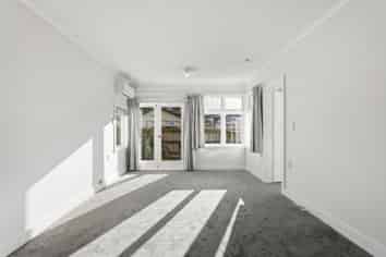 1/131 Vanguard Street, Nelson South