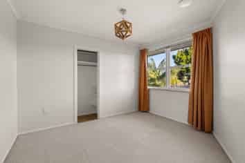 4 Beaufort Avenue, Brookfield