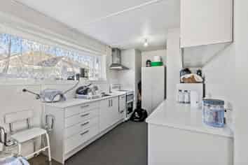 169 Gilberthorpes Road, Hei Hei