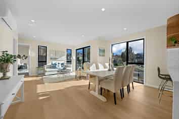 Lot 1/25 La Perouse Street, Botany Downs