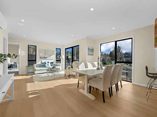 Lot 4/25 La Perouse Street, Botany Downs