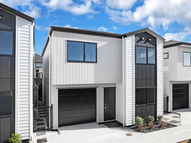 Lot 2/25 La Perouse Street, Botany Downs