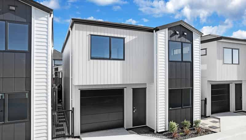 Lot 2/25 La Perouse Street, Botany Downs