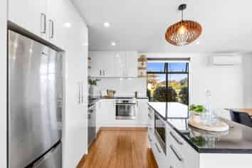 81 Craig Thompson Drive, LINCOLN