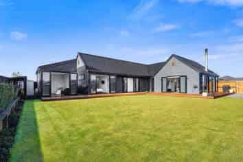 81 Craig Thompson Drive, LINCOLN