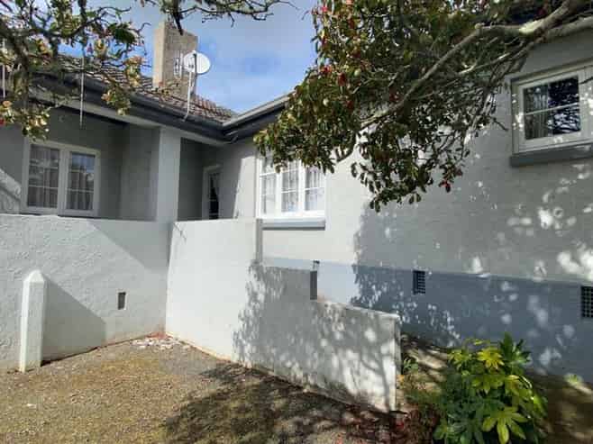 24 Masters Avenue, Hillcrest