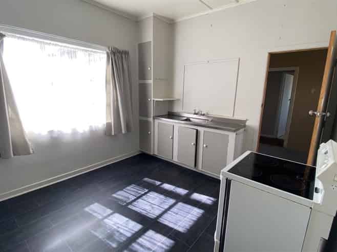 24 Masters Avenue, Hillcrest