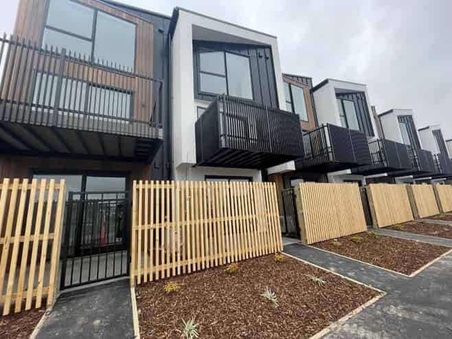10/333 Lincoln Road, Addington