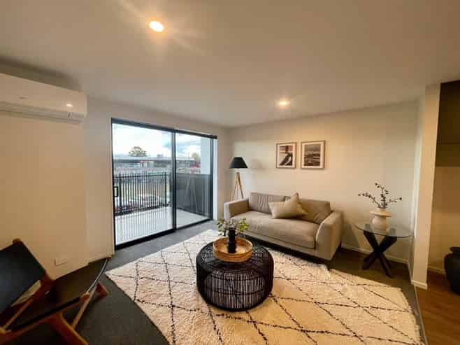 10/333 Lincoln Road, Addington