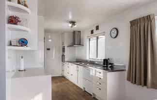 38 Arthur Hobson Avenue, Pirimai