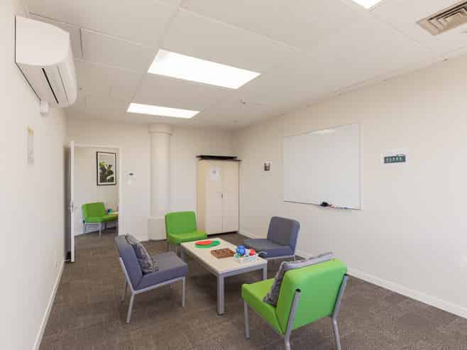 Versatile Level 4 Offices: Combined or Separate