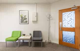 Versatile Level 4 Offices: Combined or Separate