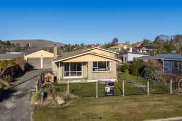 16 Burraness Street, PALMERSTON