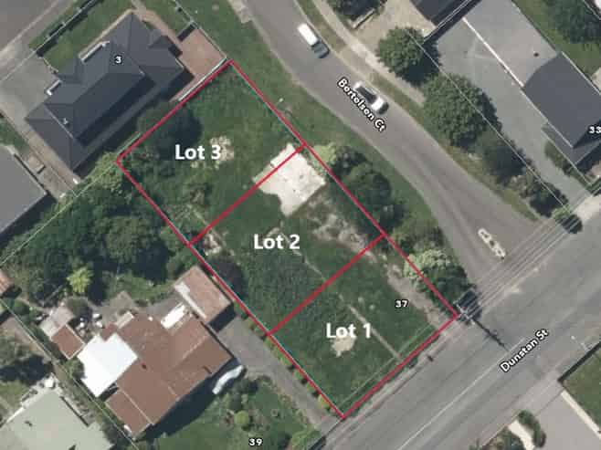 Lot 1-3, 37 Dunstan Street, Otaki