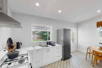 14 Root Street, Gisborne