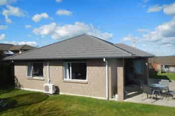 6 Castleton Way, Flagstaff