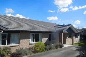 6 Castleton Way, Flagstaff