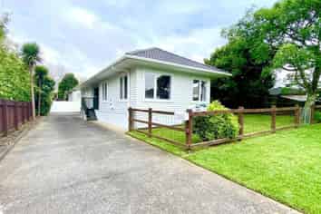 24A Montgomery Avenue, Pukekohe