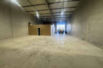 Modern industrial units - multiple options