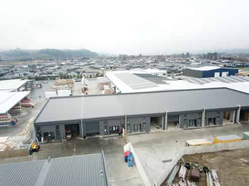 Modern industrial units - multiple options
