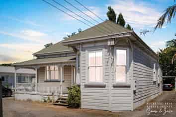 1A/1122 New North road, Mount Albert