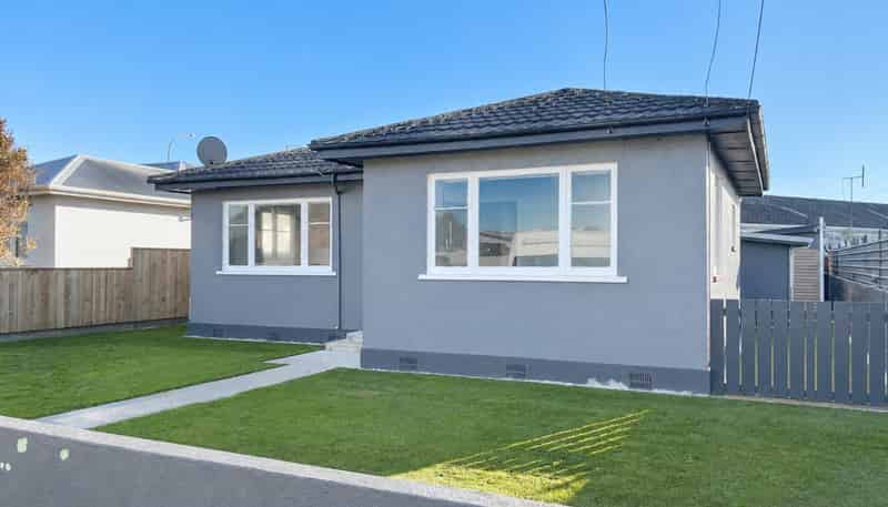 8 Wellington Street, Hawera