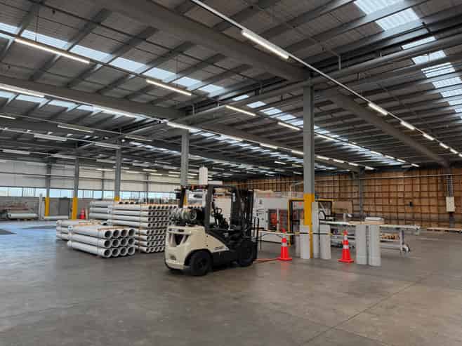 Versatile industrial warehouse and workshop