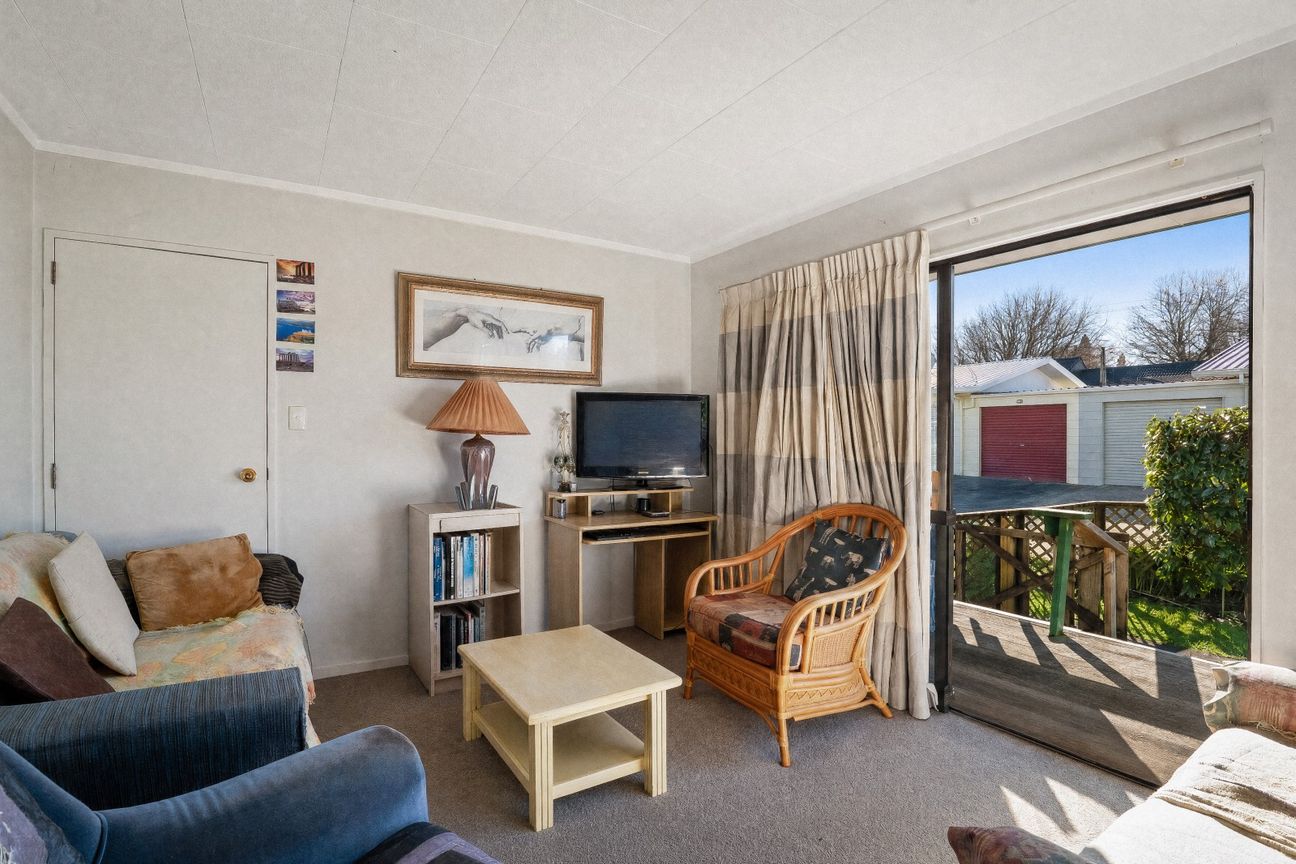 Perfectly Positioned  2 Bedroom Unit - Widok 5