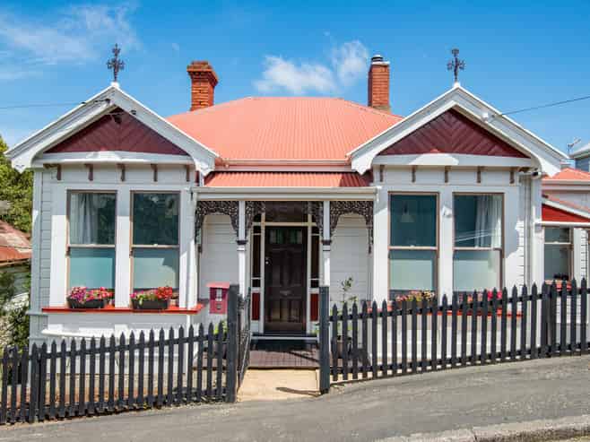5 Mosgiel Street, Mornington