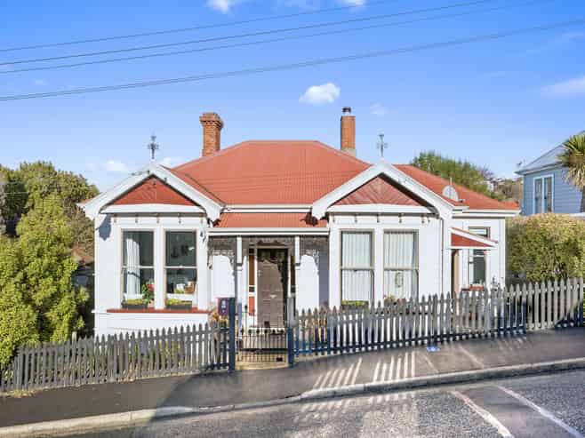 5 Mosgiel Street, Mornington