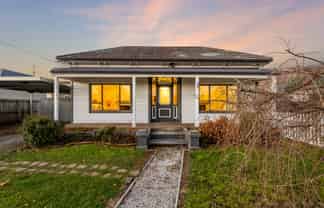 47 Sullivan Avenue, Woolston