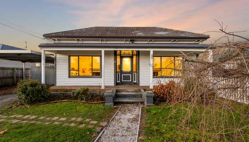 47 Sullivan Avenue, Woolston