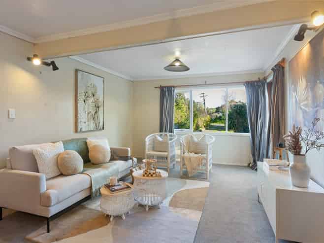 1 Titoki Road, Raumati Beach
