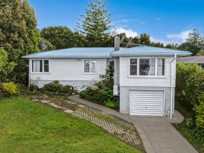 12 Bruce Road, Glenfield