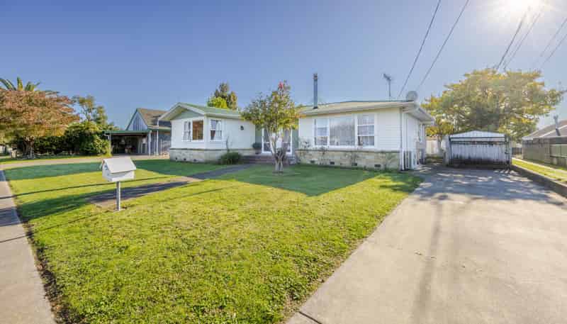 18 Howard Road, Taradale